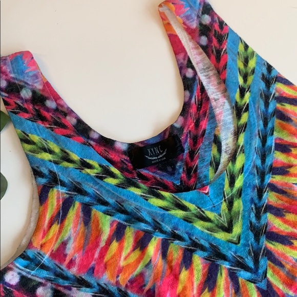 Patterned tank - Picture 5 of 5